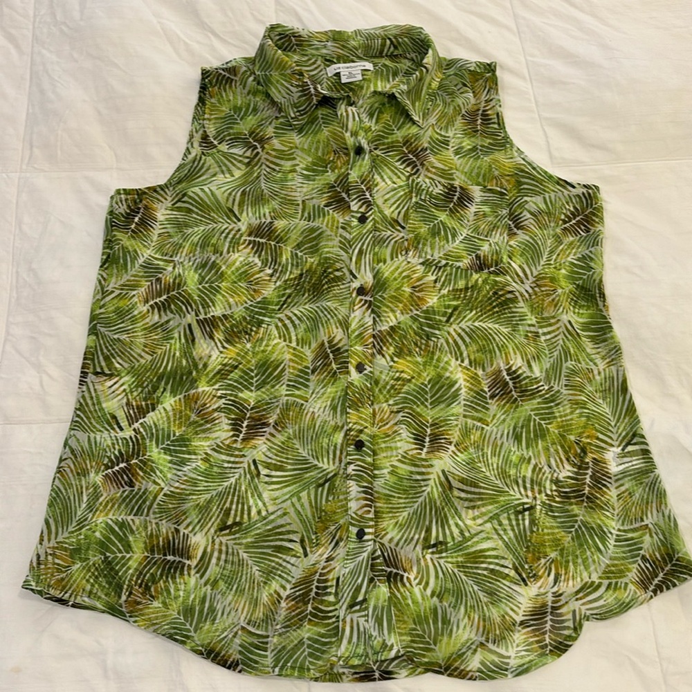 Liz Claiborne Sleeveless Blouse. Size XL